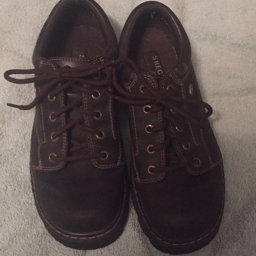 Skechers leather shoe